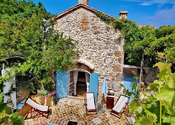 Villa Festina Lente - Cosy & Authentic Villa With Private Heated Pool