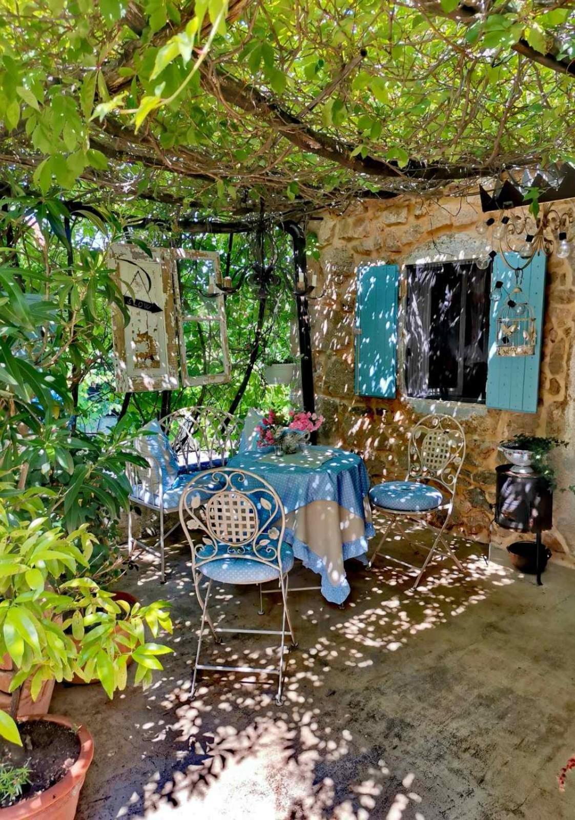 Festina Lente - Cosy & Authentic With Private Heated Pool Holiday home Dobrinj