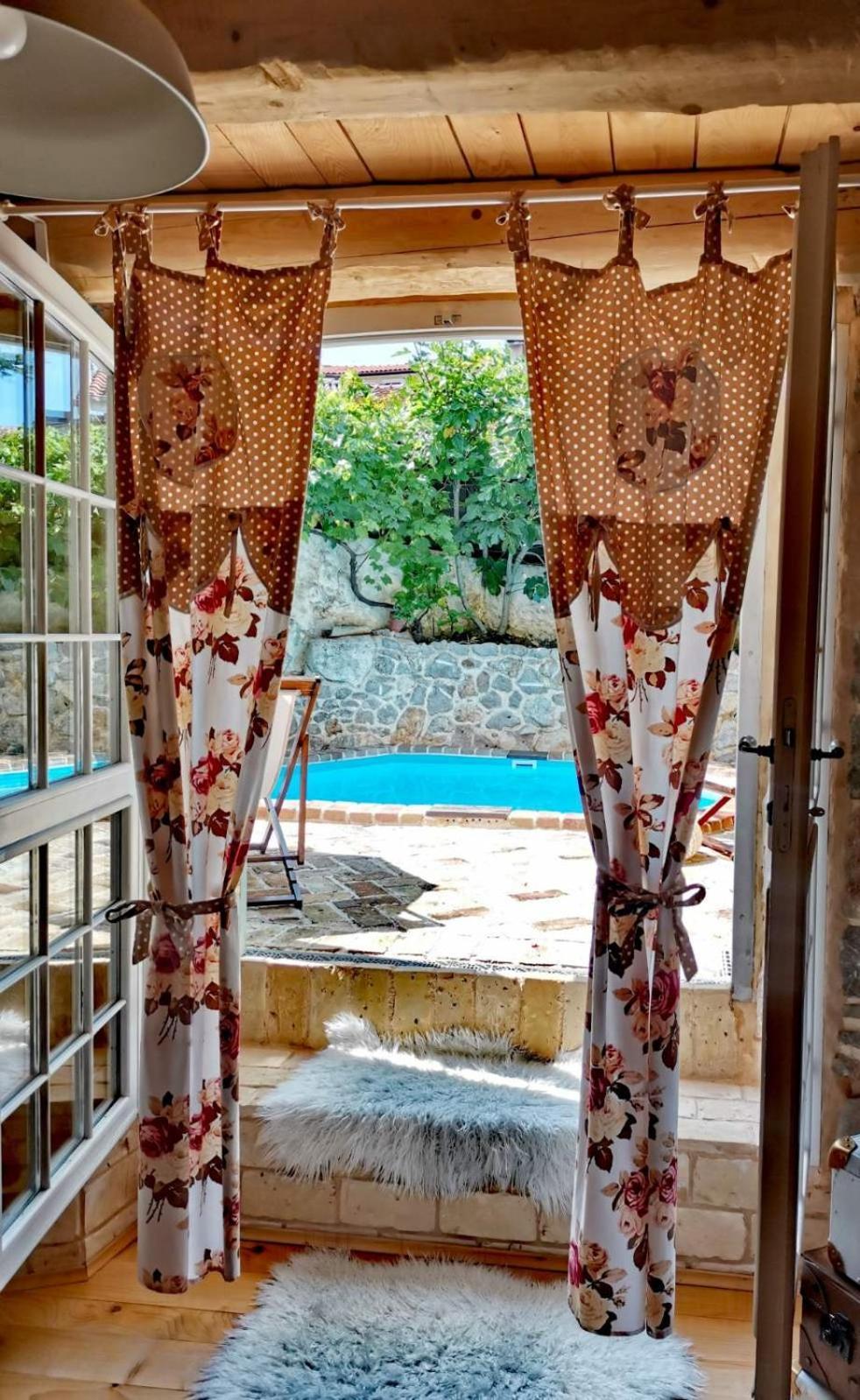 Holiday home Festina Lente - Cosy & Authentic With Private Heated Pool