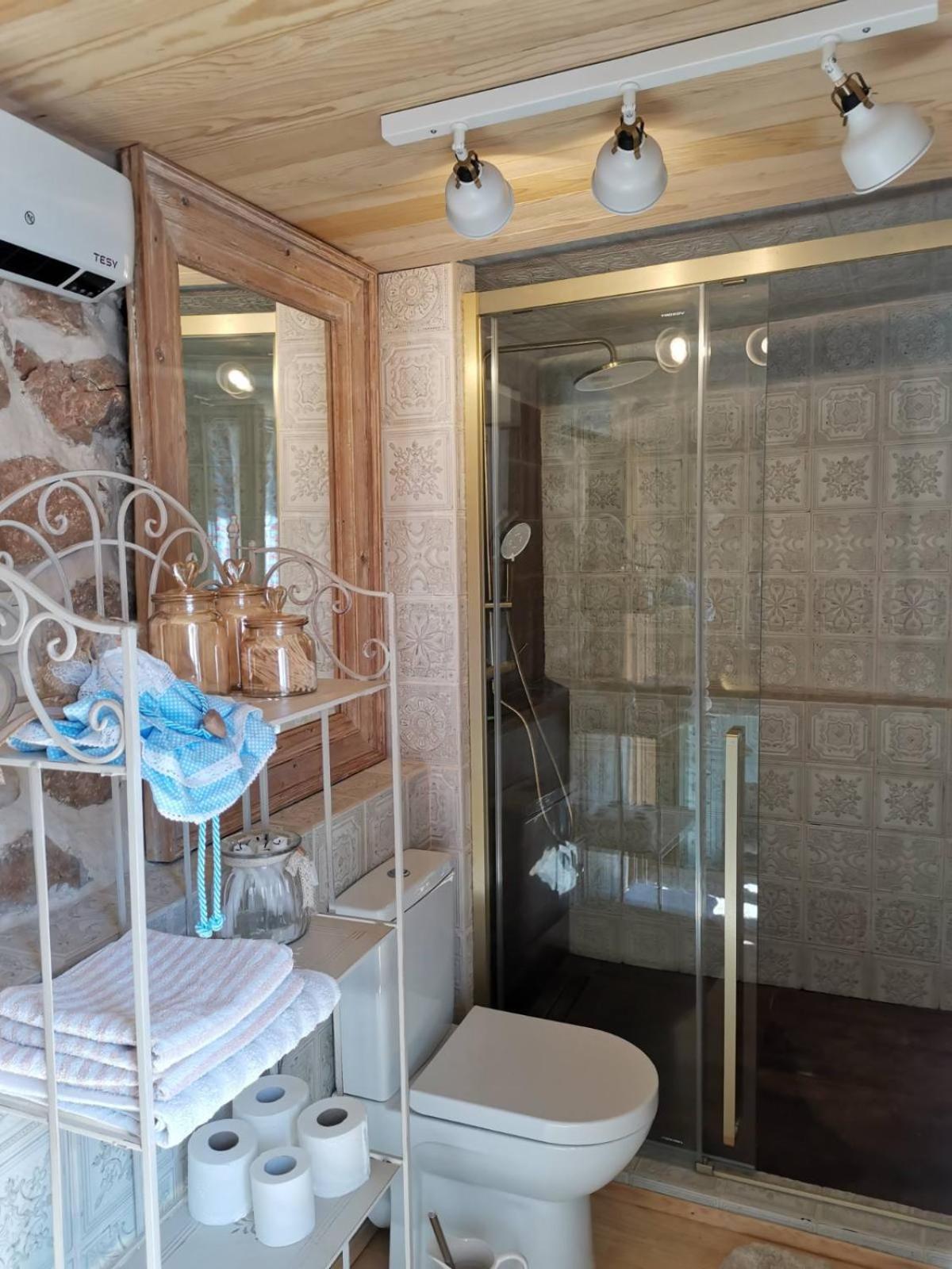 Festina Lente - Cosy & Authentic With Private Heated Pool Holiday home *
